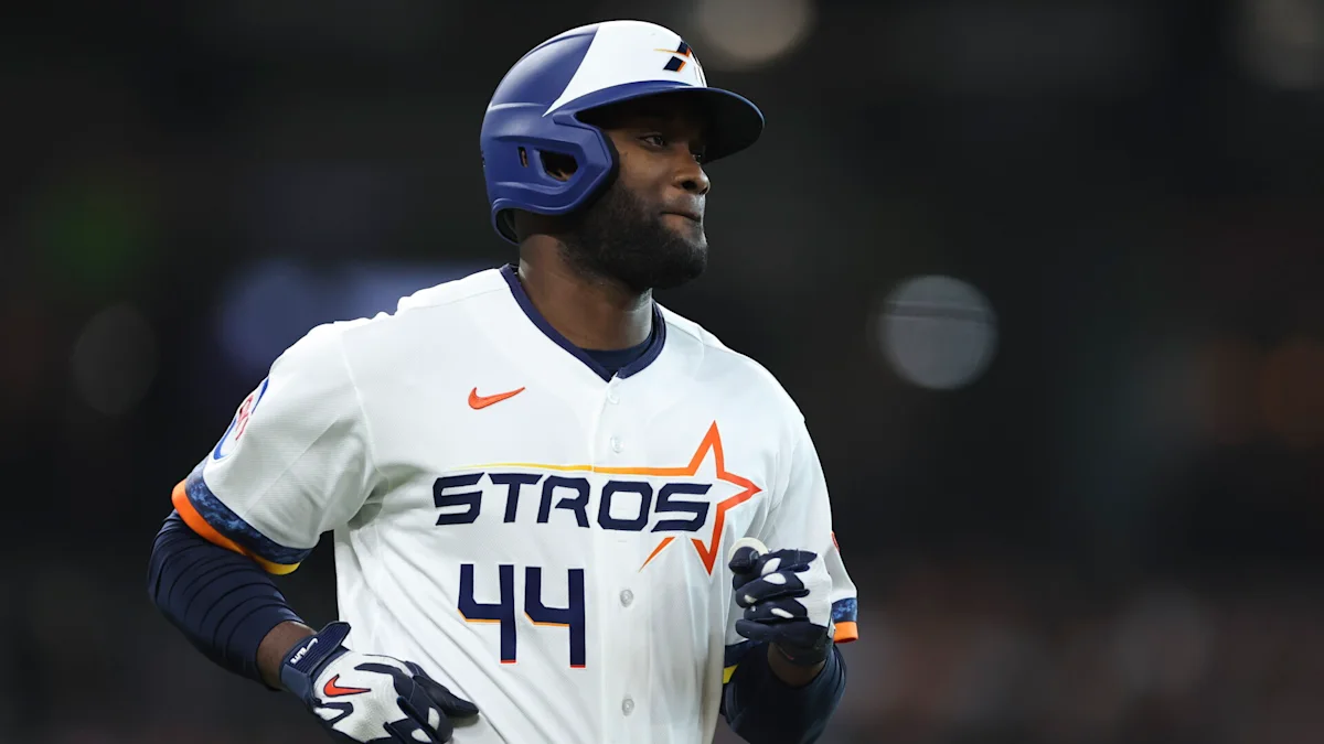 Astros Lead AL West as Alvarez Pursues Rare Feat