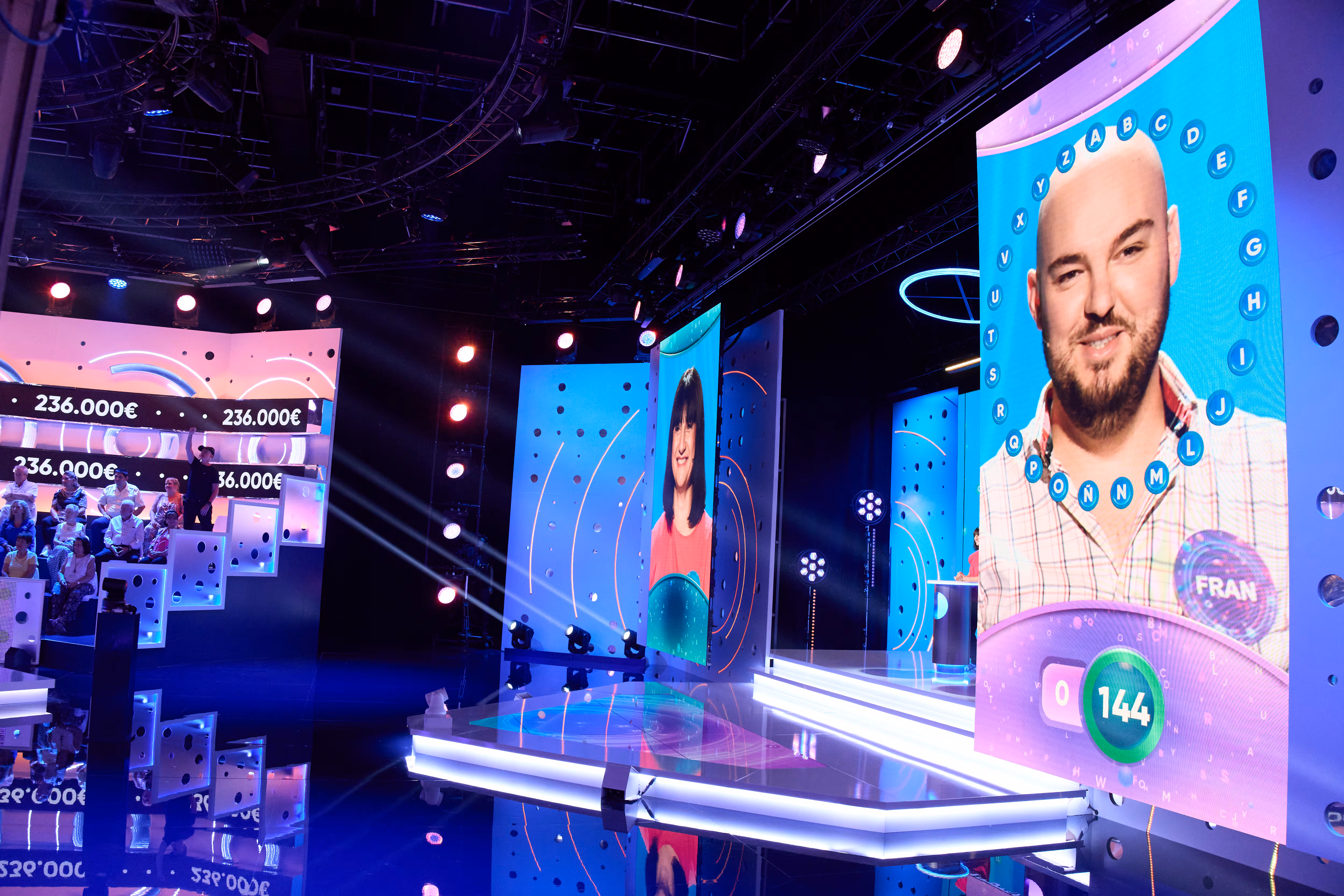 Atresmedia e ITV estudian demandar a Mediaset por similitudes entre 'Pasapalabra' y 'Rueda la letra'