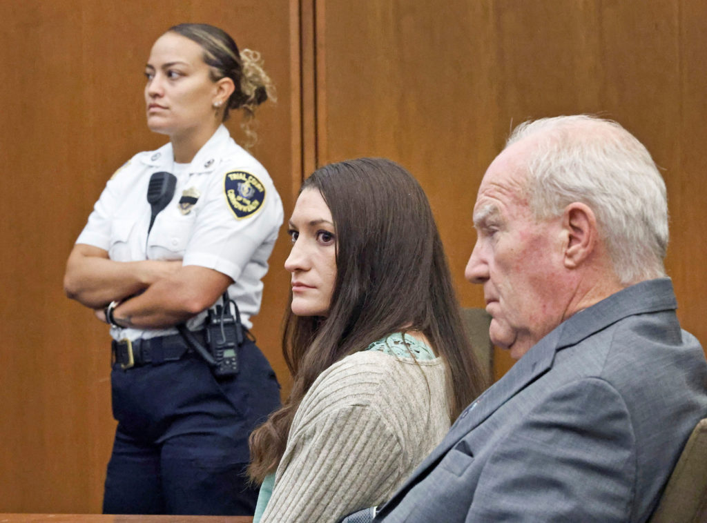 Abogado solicita investigación de jurado en el juicio de Lindsay Clancy