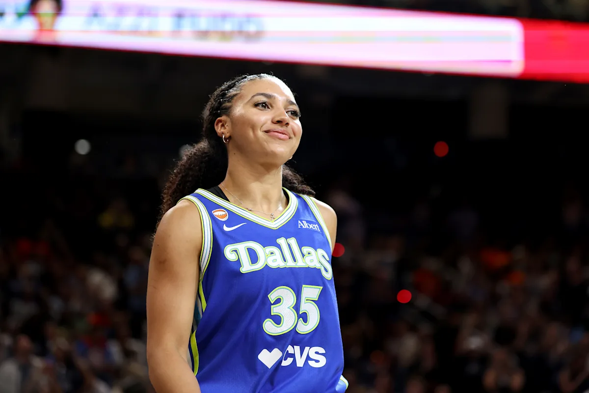 Azzi Fudd Gana el Concurso de Triples, Desafía a Steph Curry