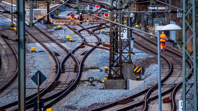 Bahn legt „Infraplan“ vor, um Schienennetz zu verbessern, Nachtzüge kämpfen mit Rentabilität