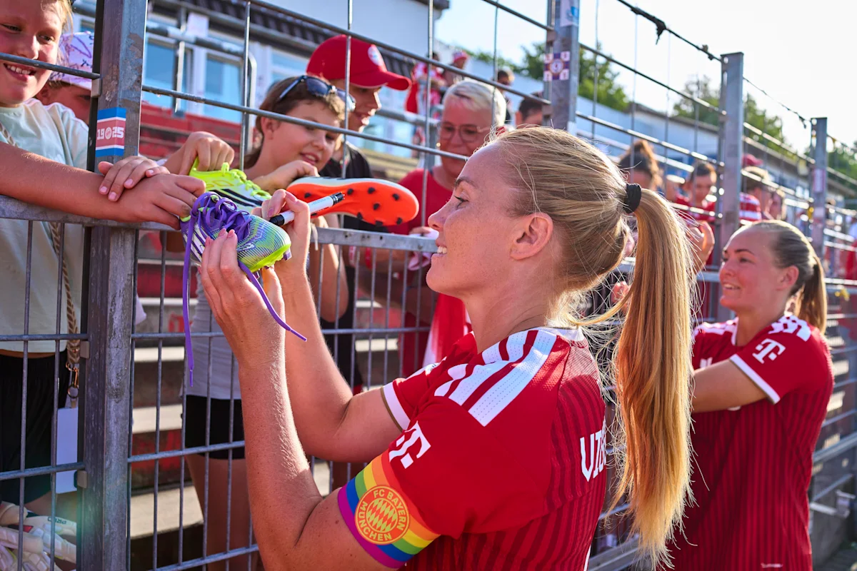 Bayern Munich Defeats Wolfsburg in DFL-Supercup Frauen