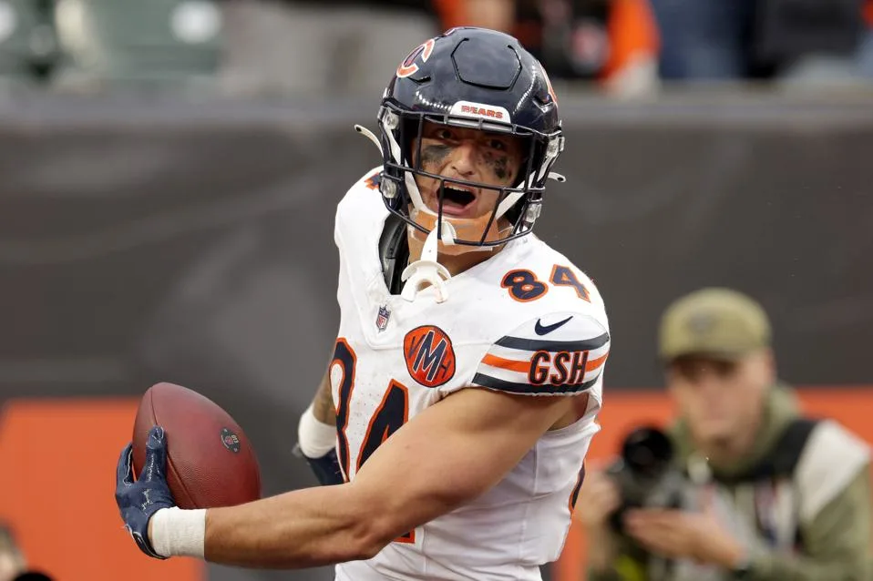 Bears QB Caleb Williams Has High Expectations for TE Loveland
