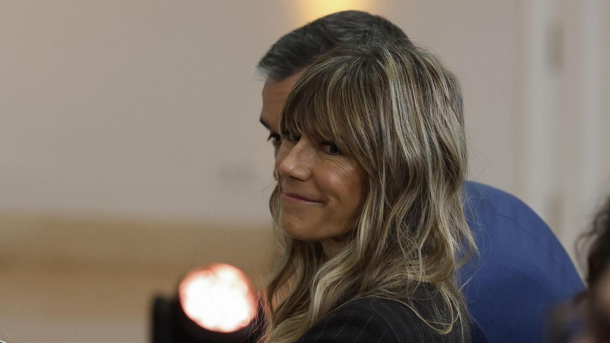 Begoña Gómez solicita su absolución y apela a precedentes para defender el apoyo de su asistente