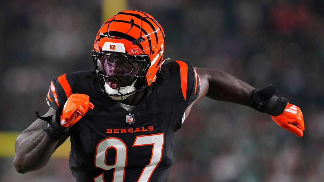 Bengals' Shemar Stewart Suffers Hyperextended Knee