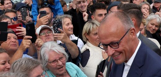 Berliner Linke bereitet Sondierungen vor, während parteiinterne Debatten und äußere Kritik bestehen bleiben
