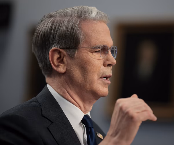 Bessent Tells Senate Committee He Is Performing IRS Commissioner Duties Amid Tax Settlement Questions