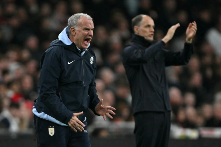 Bielsa Faces Player Mutiny Ahead of Uruguay World Cup Campaign
