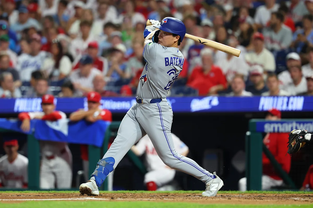 Blue Jays Defeat Phillies in Close Game, 5-4