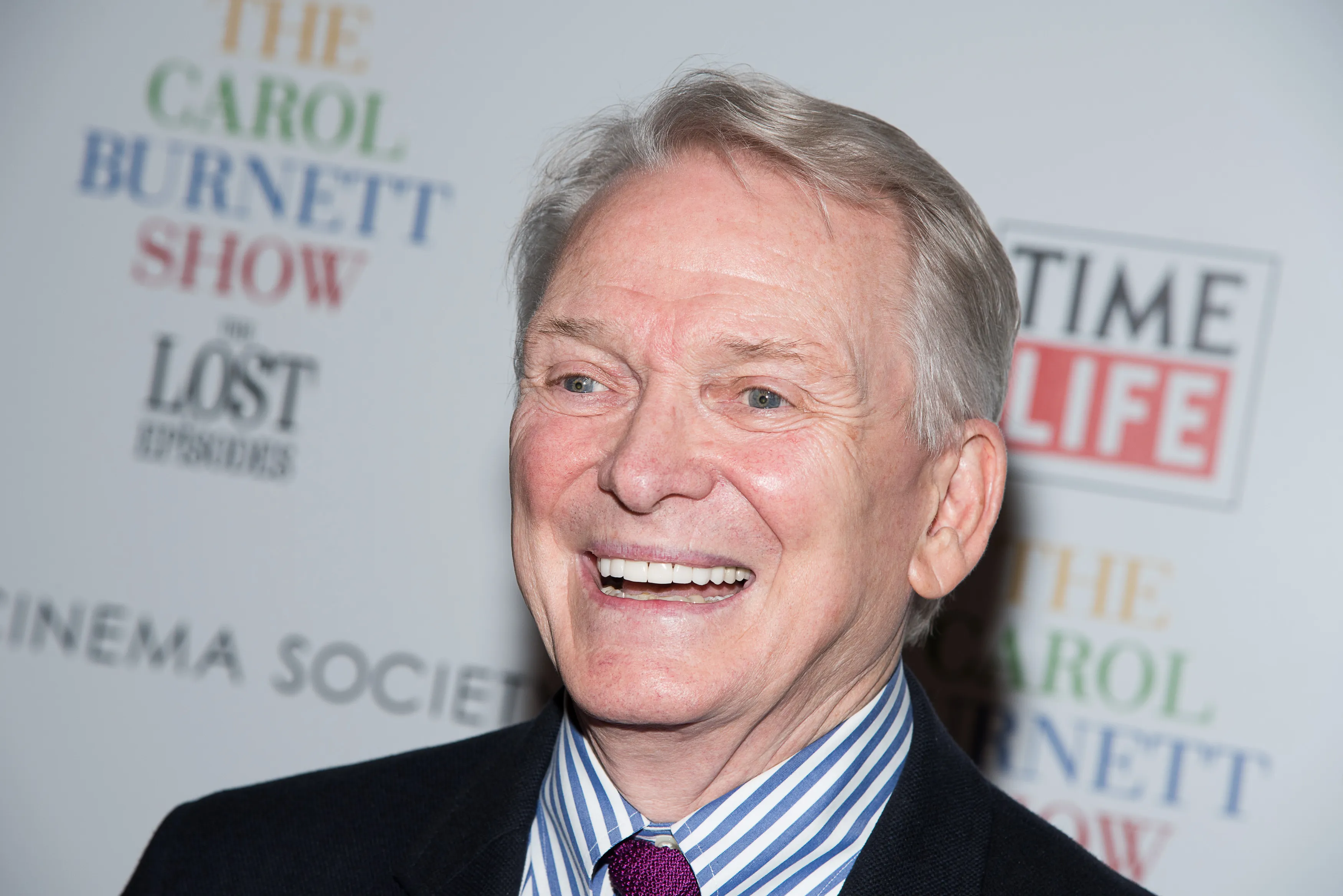 Bob Mackie, Designer for Cher, Burnett, Dies at 87
