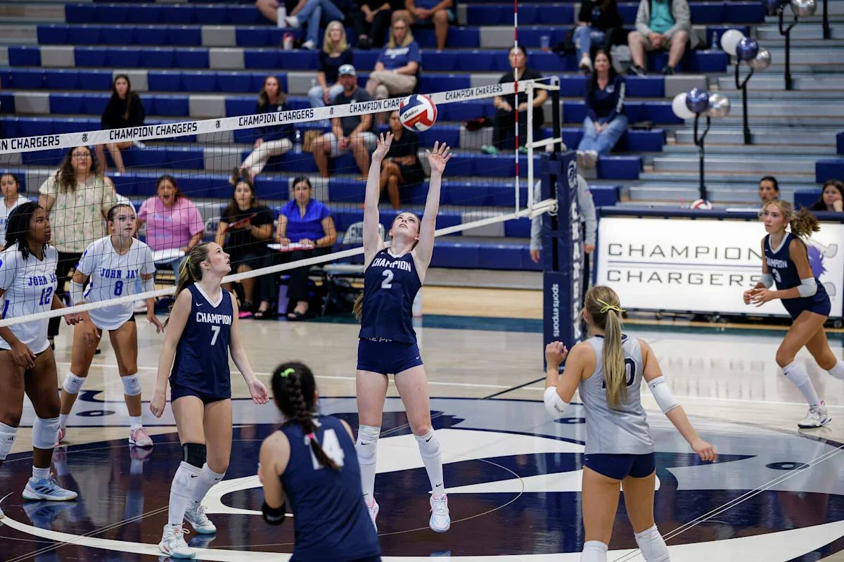 Boerne Champion Volleyball Sweeps Jay in District Opener