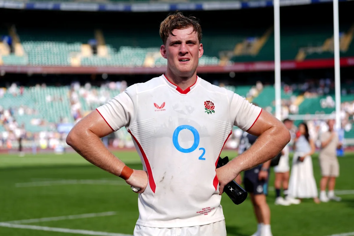Borthwick Anuncia el Núcleo de la Selección Inglesa y Contratos Mejorados