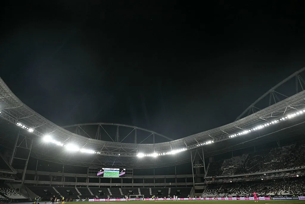 Botafogo and Fluminense Announce Lineups for Brasileirão Derby