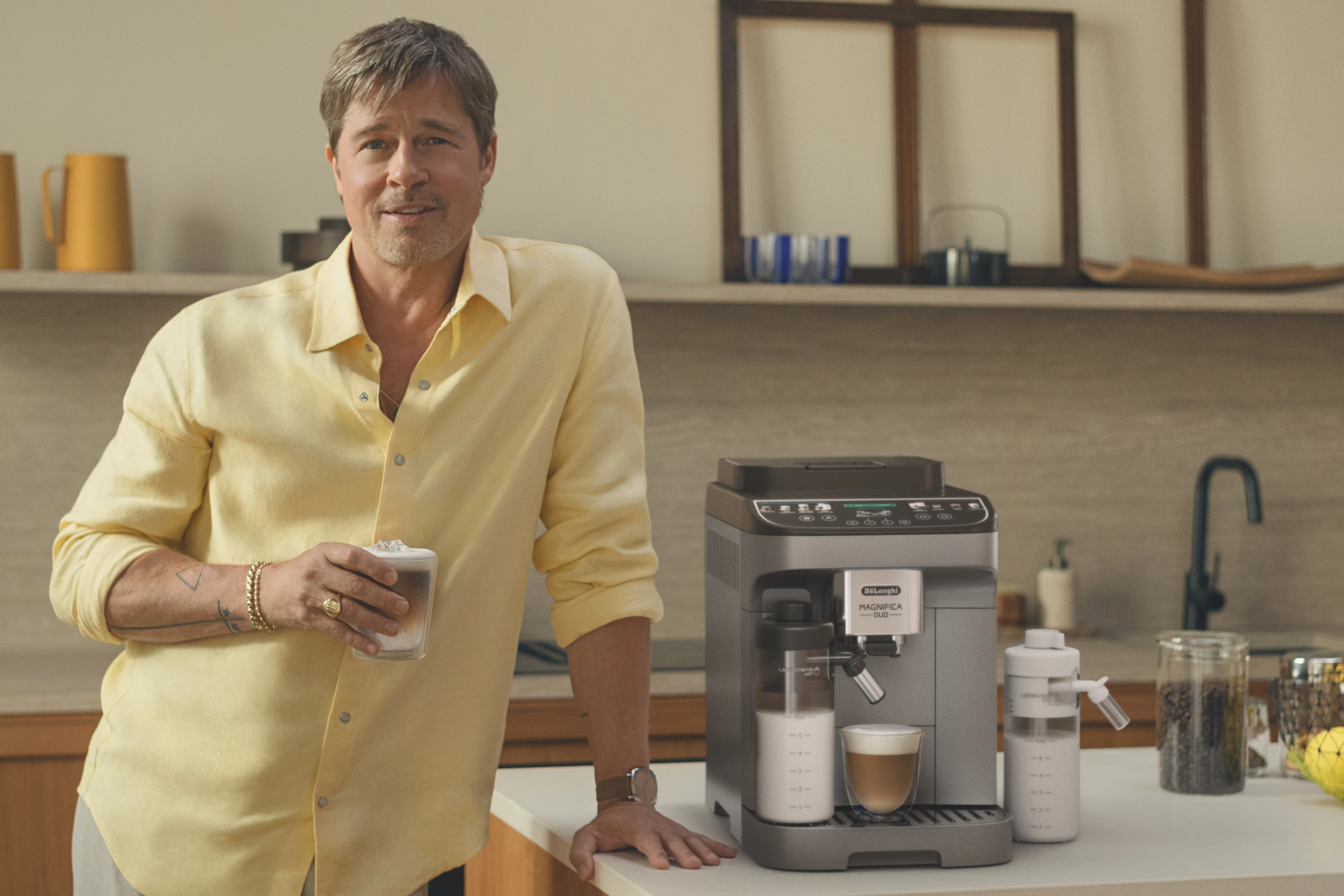 Brad Pitt Chats with Dogs in New De’Longhi Ad