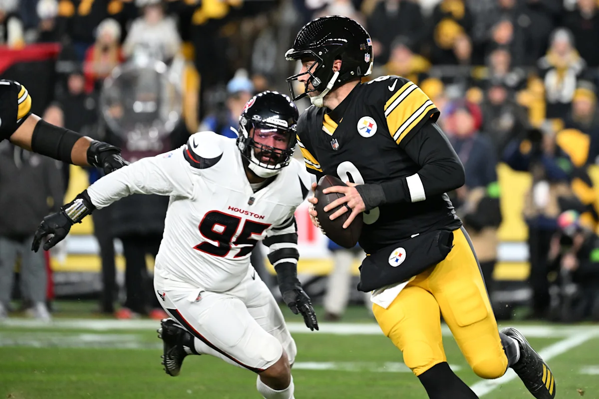 Browns Sign Former Tennessee Defensive End