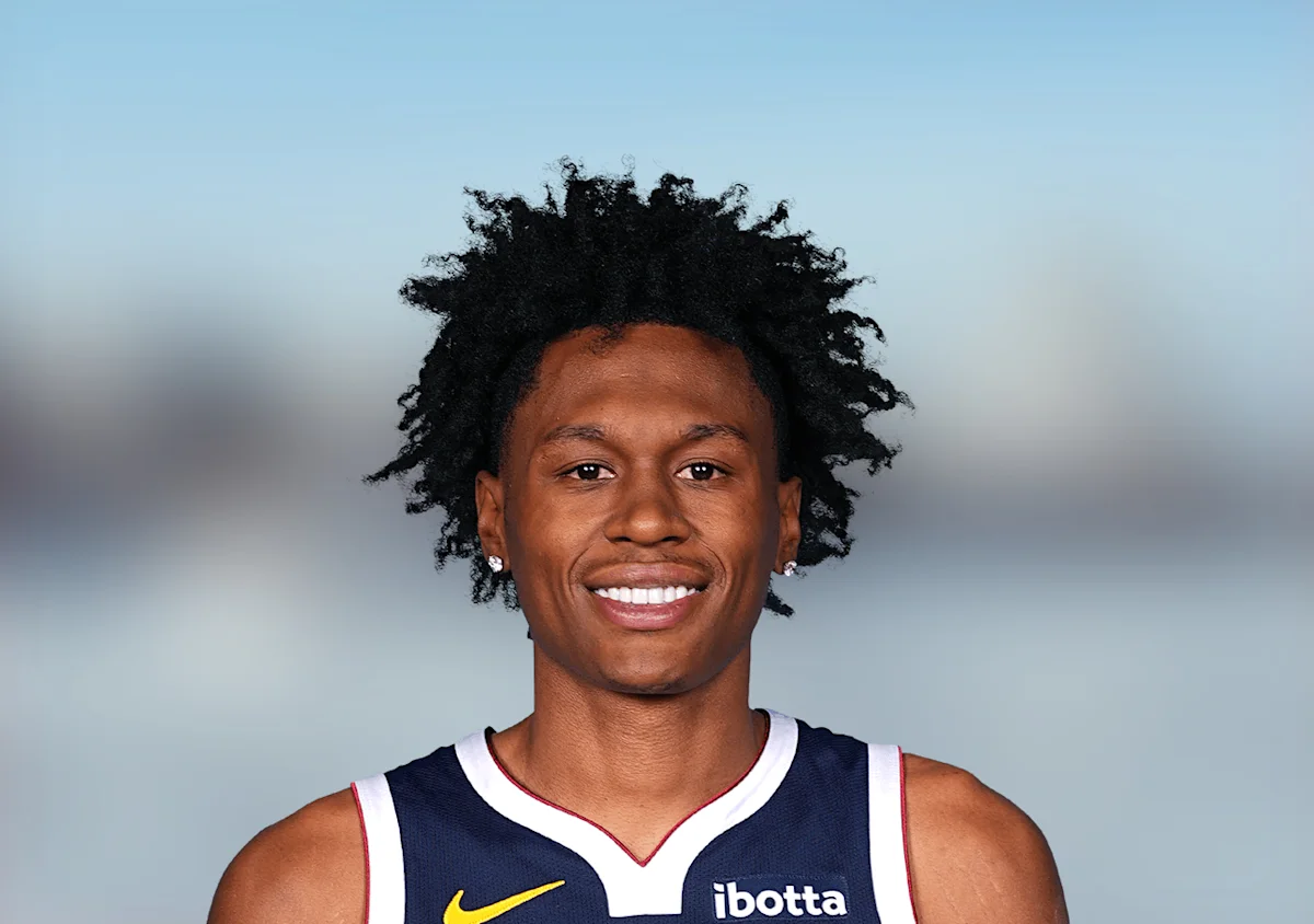 Bucks Hesitant to Include First-Round Pick in Watson Trade