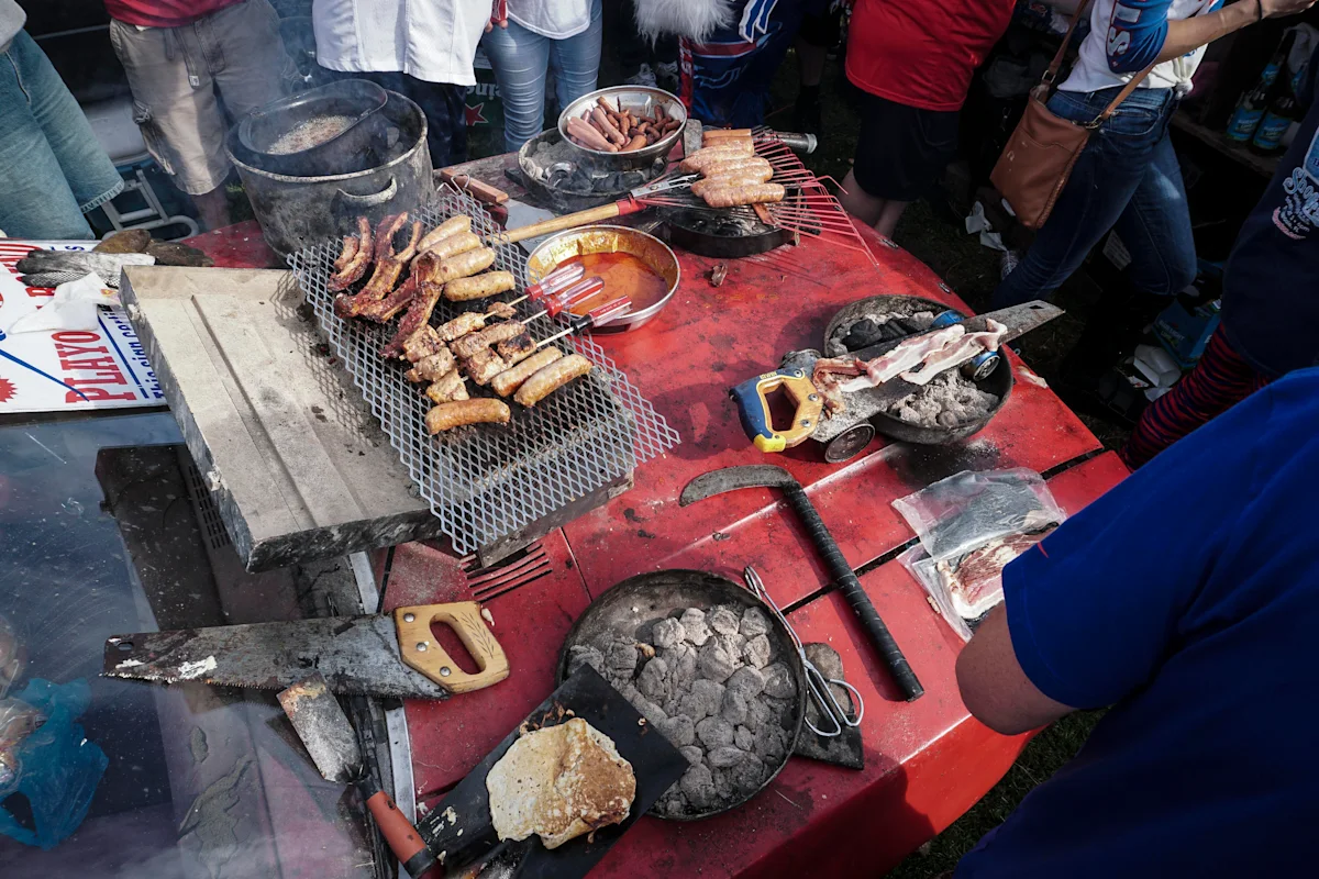 Die langjährige Tradition des 'Red Pinto' Tailgates der Buffalo Bills