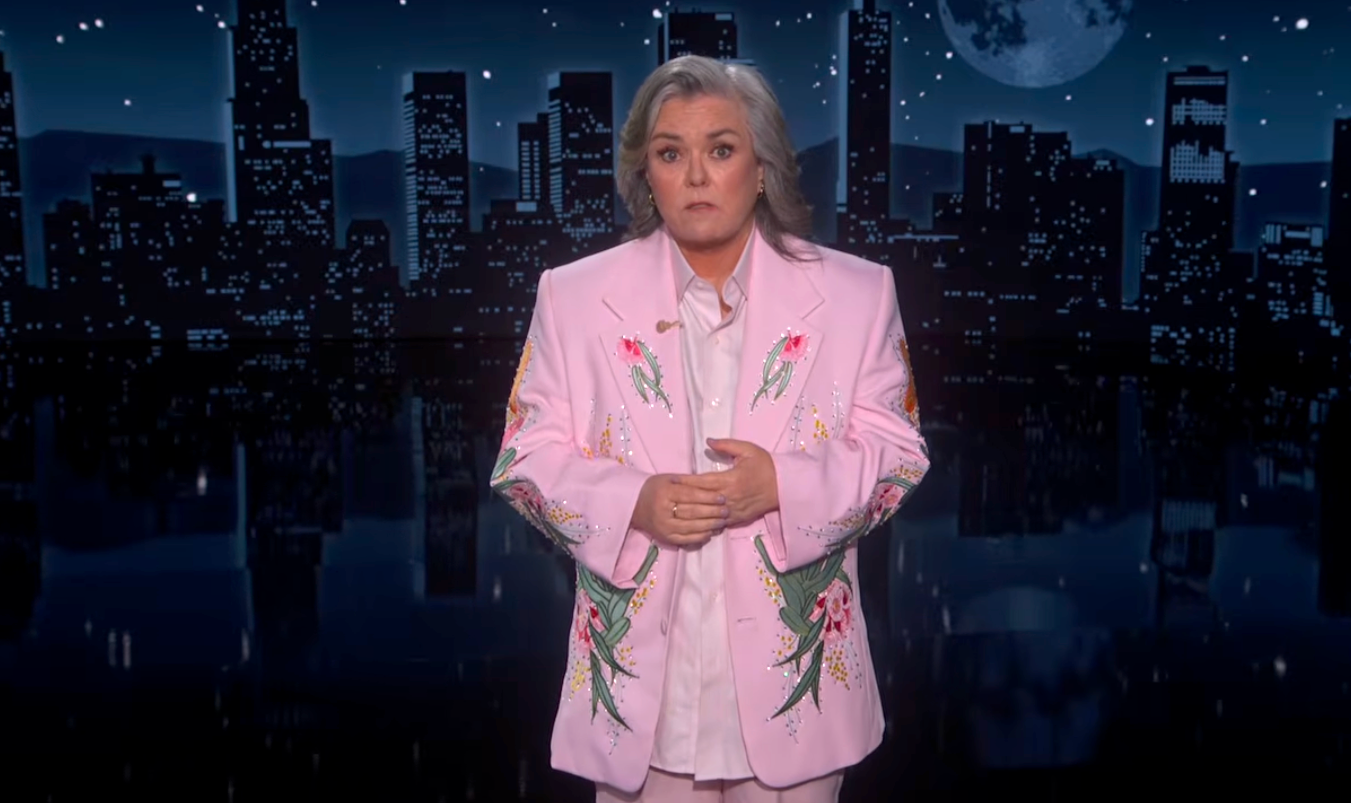 Calls Grow for Rosie O’Donnell to Host Late Night Show