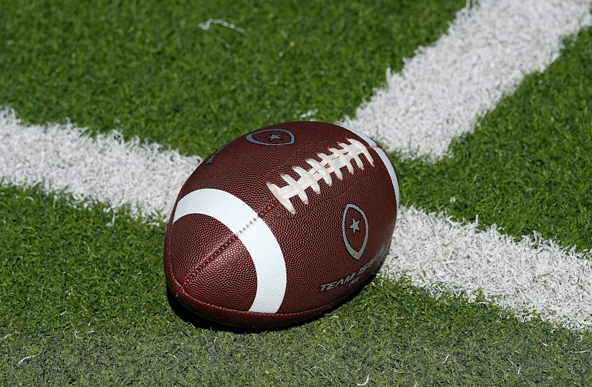 Carson Palmer Designa a su Hijo como Quarterback Titular