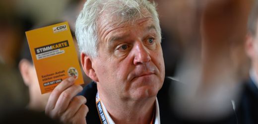 CDU-Politiker Heuer will bei Wahl Siegmunds im Saal bleiben, Fraktionsstreit droht