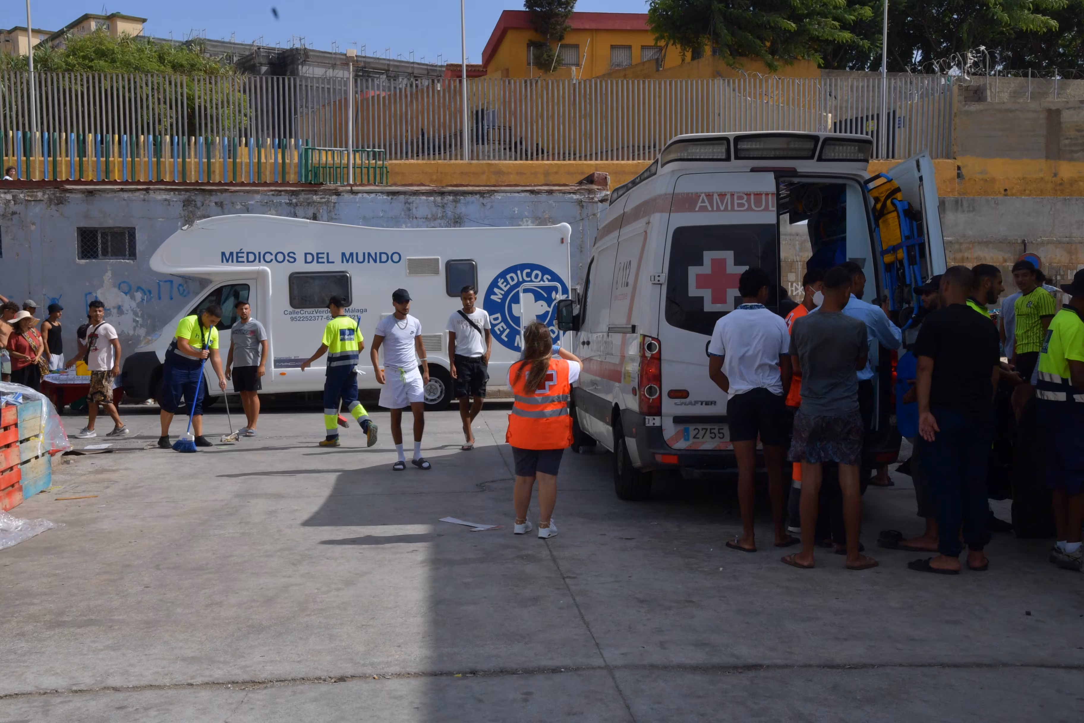 Ceuta recibe 25.000 vacunas para prevenir enfermedades tras la llegada de inmigrantes