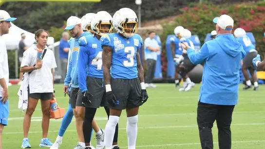 Chargers’ First Padded Practice Intensifies Competition, Sees Injury
