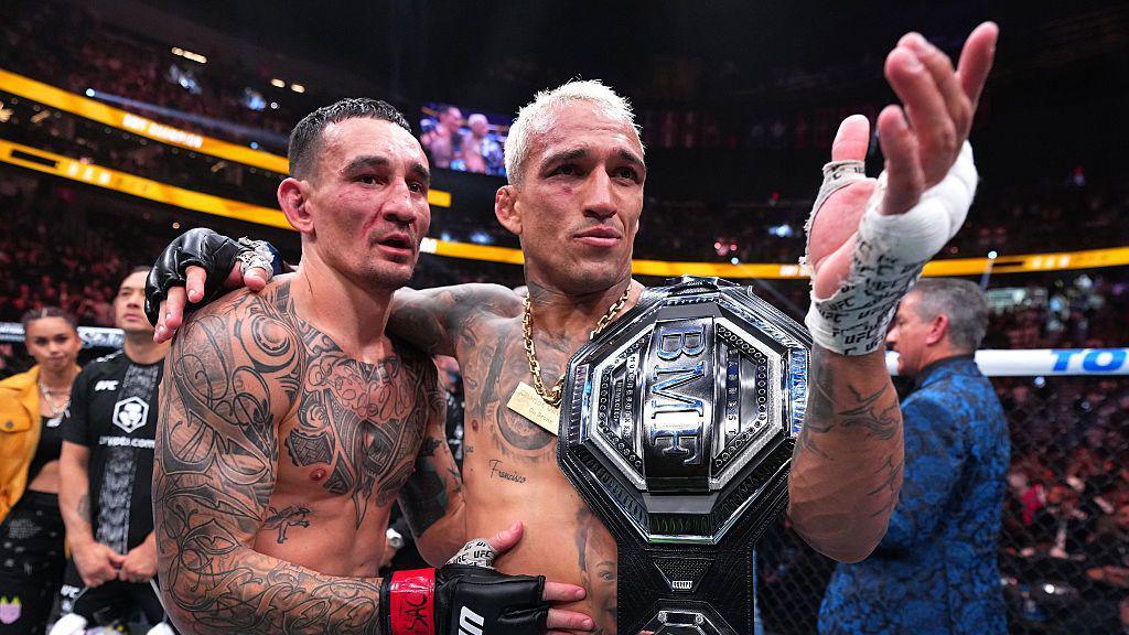 Charles Oliveira Claims Conor McGregor Avoided UFC 329 Fight Against Him