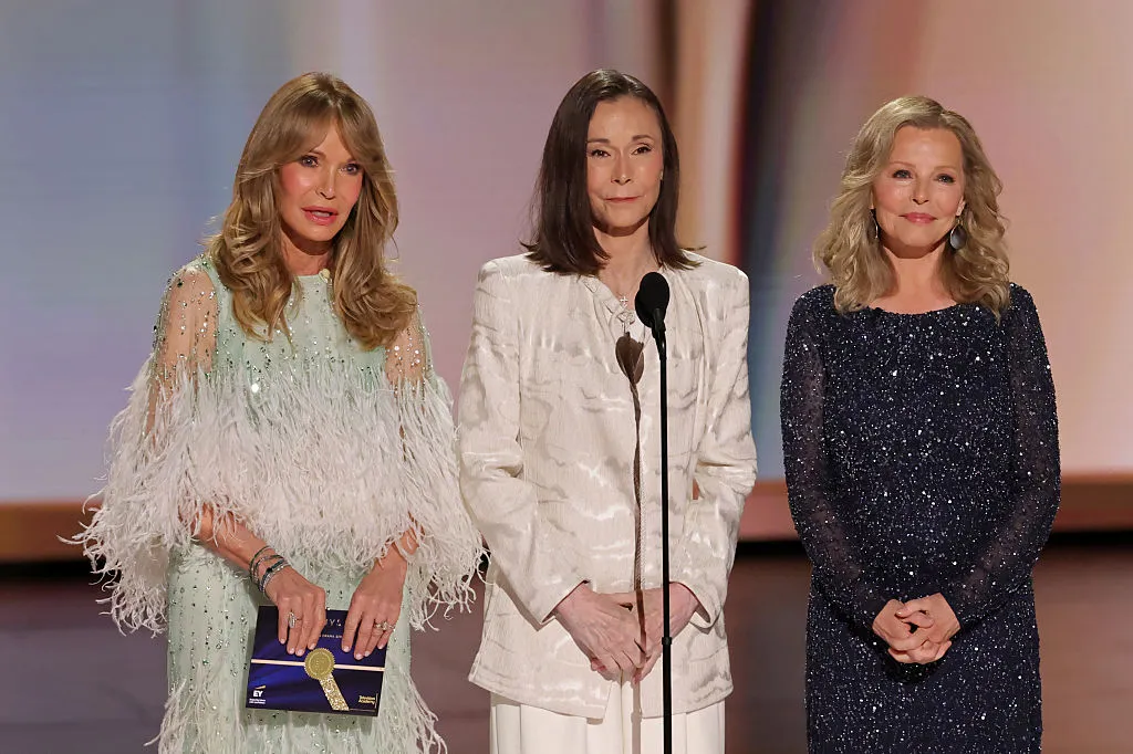 ‘Charlie’s Angels’ Stars Reunite at Emmys, Honor Farrah Fawcett