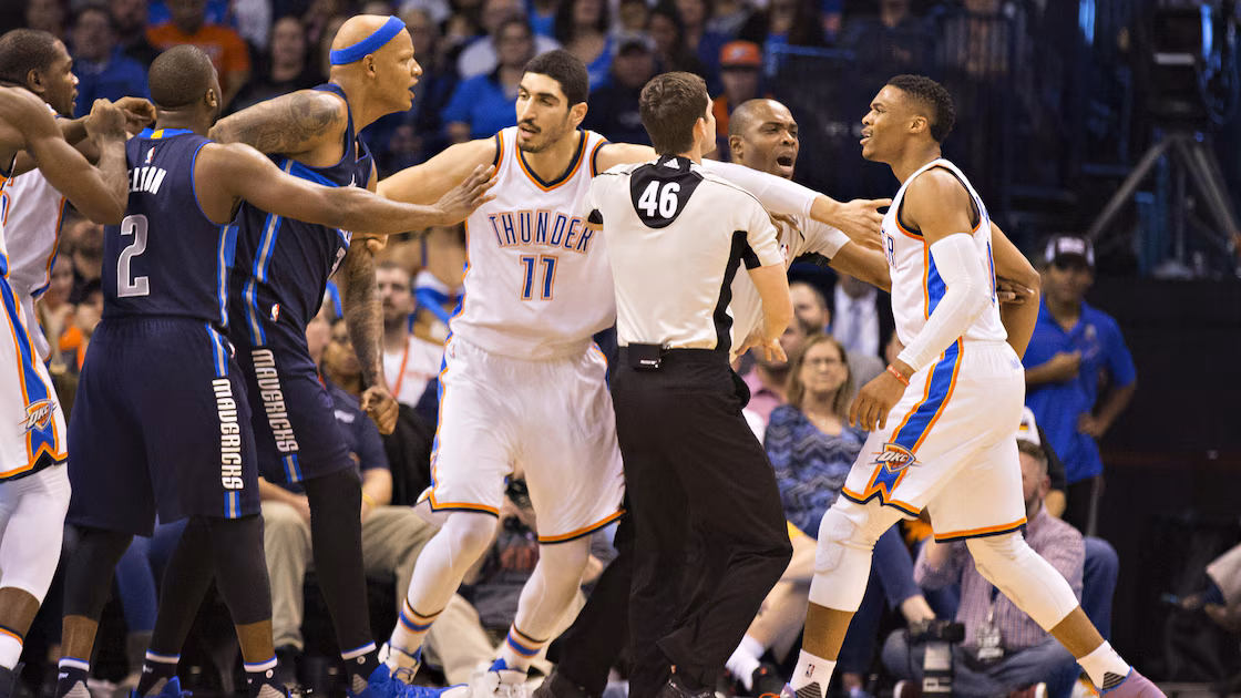 Charlie Villanueva Congratulates Russell Westbrook on Retirement