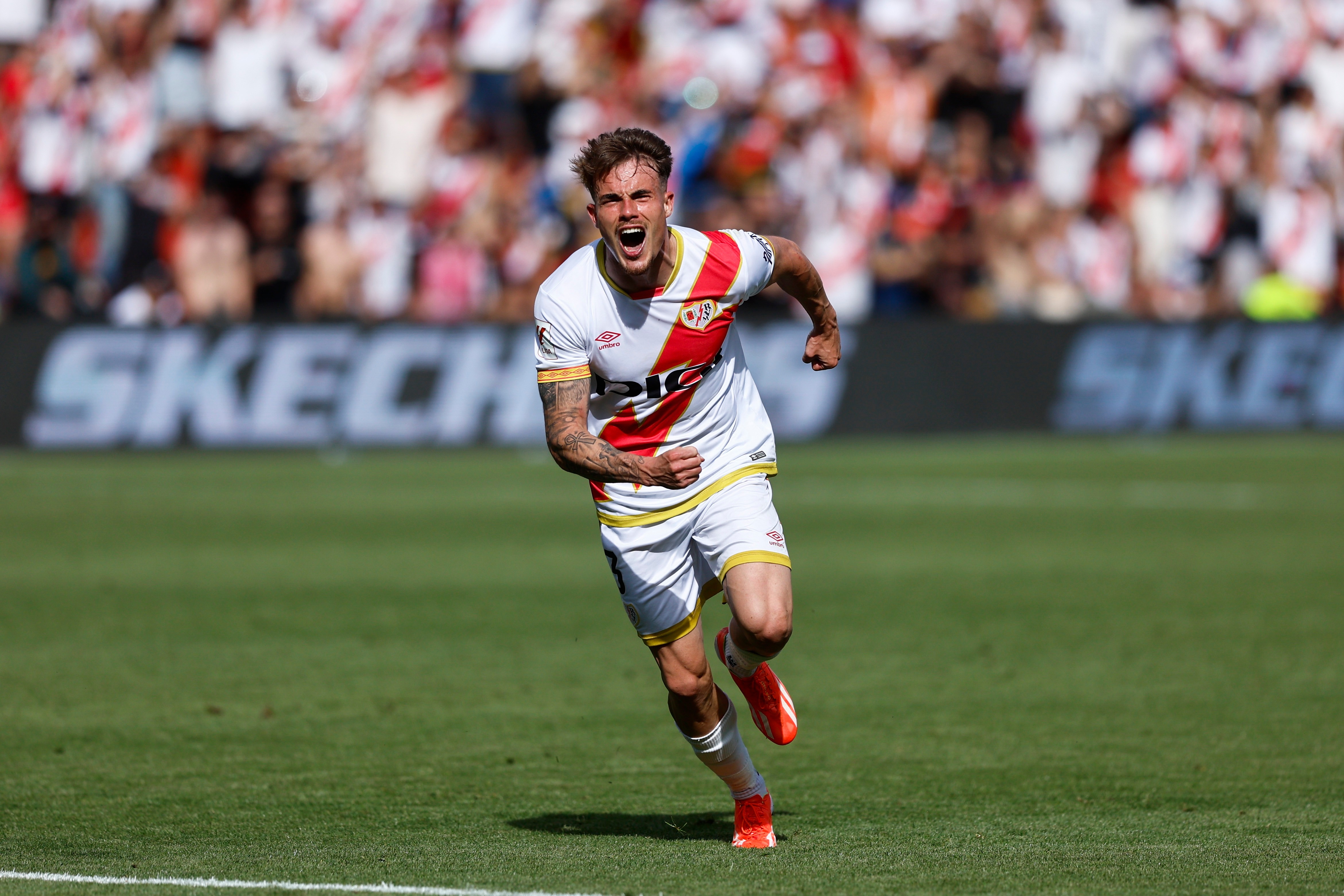 Chelsea Signs Rayo Vallecano Defender Pep Chavarría on Five-Year Contract