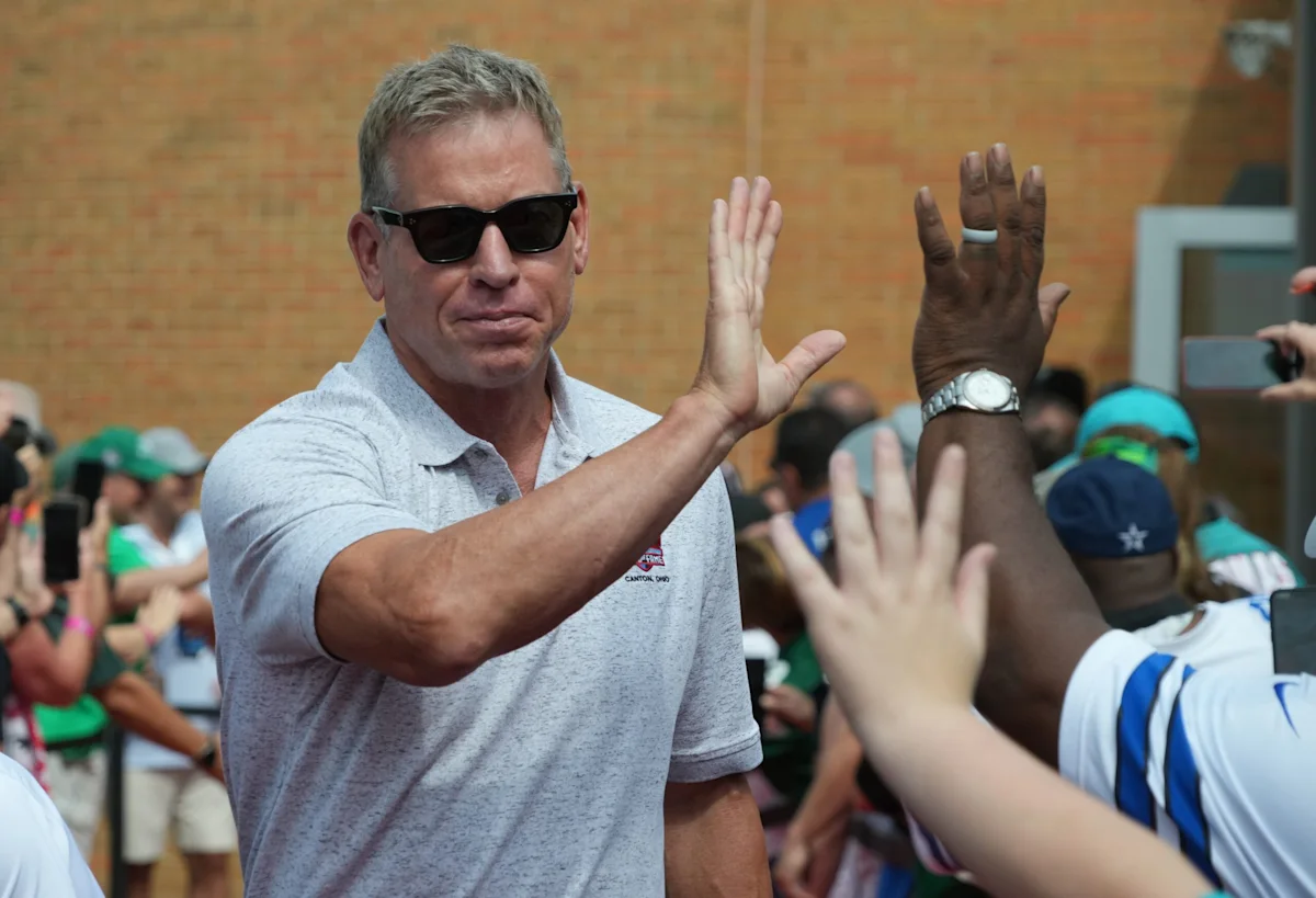 Chiefs Fans Criticize Troy Aikman’s Broadcast Commentary