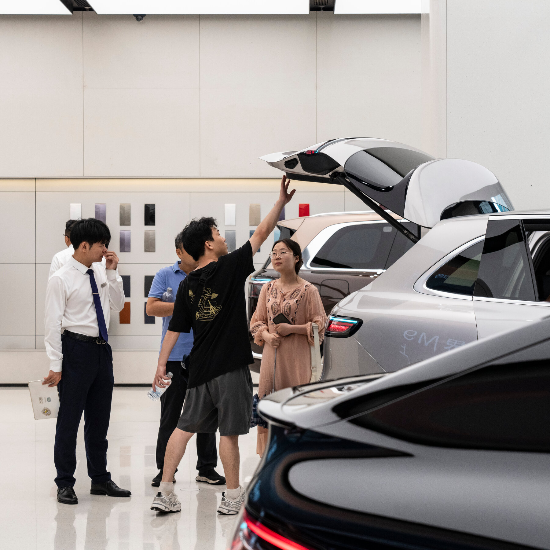 China’s Economy Grows at Slowest Pace in Over Three Years