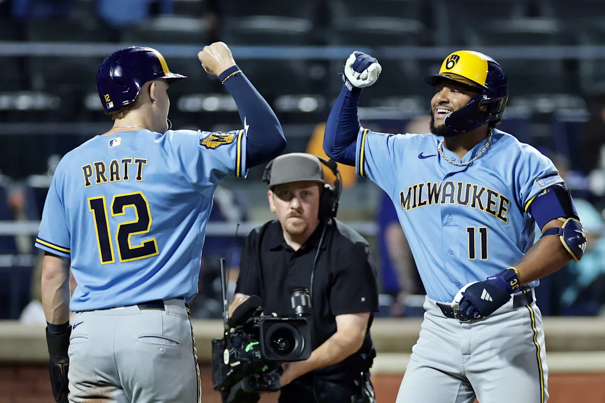 Chourio's Two Homers Lead Brewers to 8-2 Win Over Mets