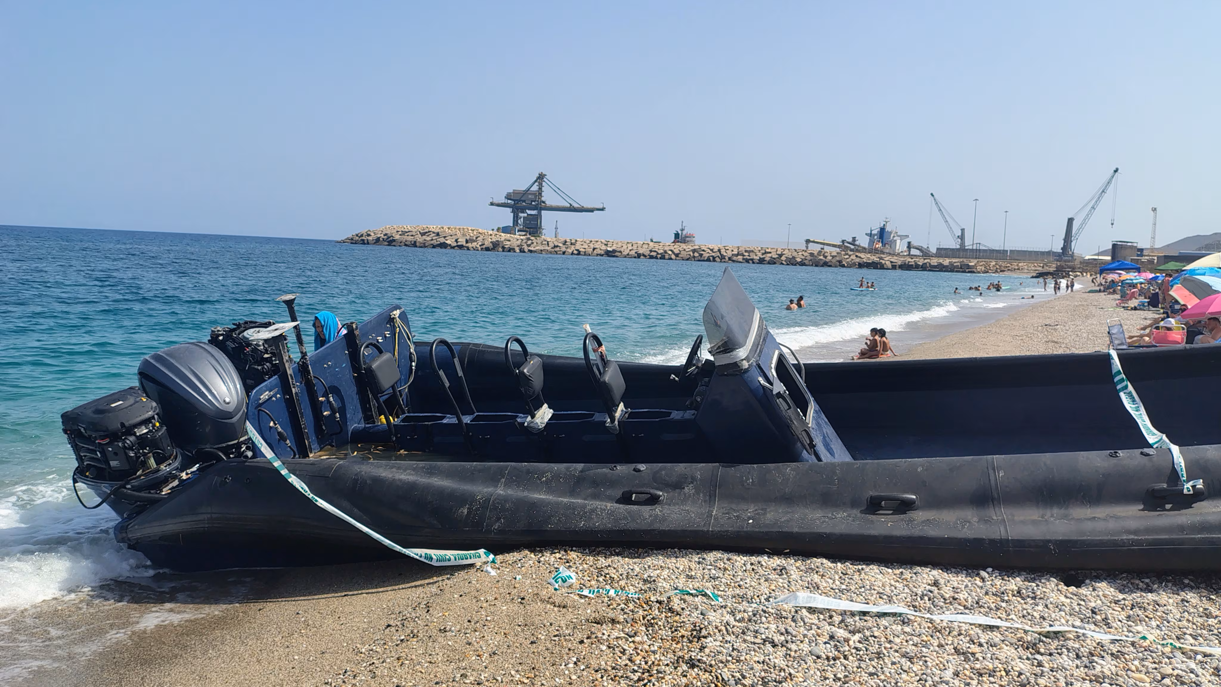 Cinco detenidos y varios heridos tras colisión entre narcolancha y patrullera de la Guardia Civil en Almería