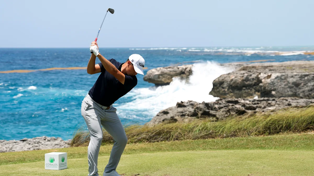 Clements Leads at Corales Puntacana Championship