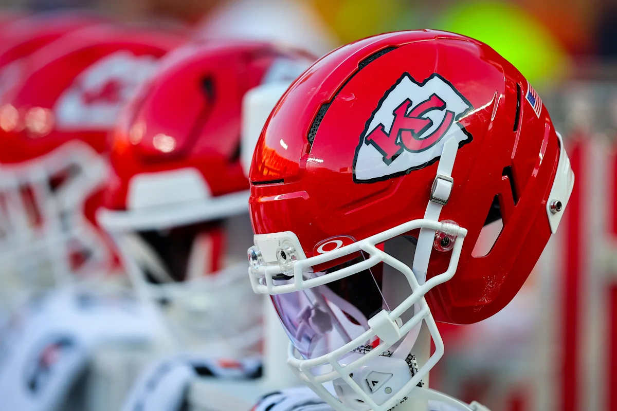 Colts Open as 6.5-Point Underdogs Against Chiefs