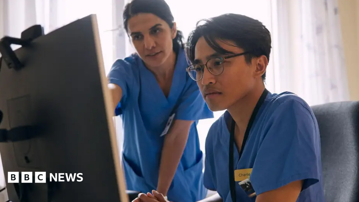 Consultant Doctors in England to Strike Over Pay and Working Conditions