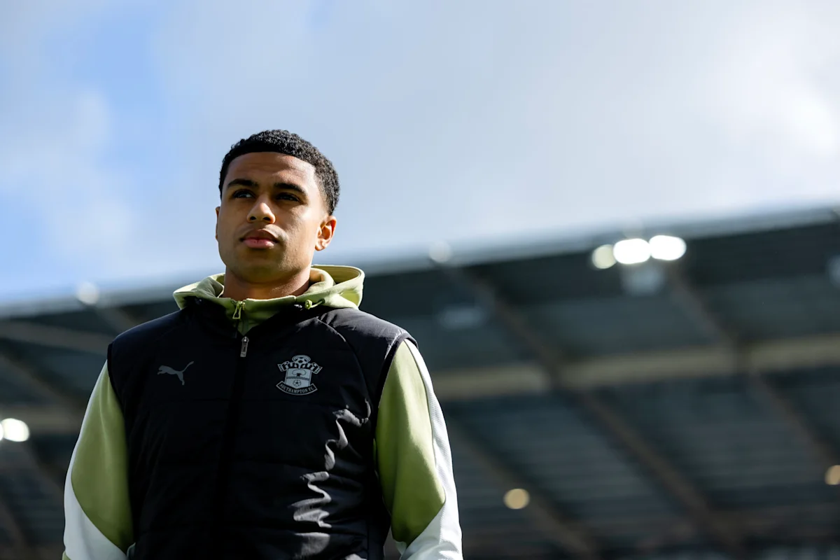 Crystal Palace Challenge Leeds for Shea Charles
