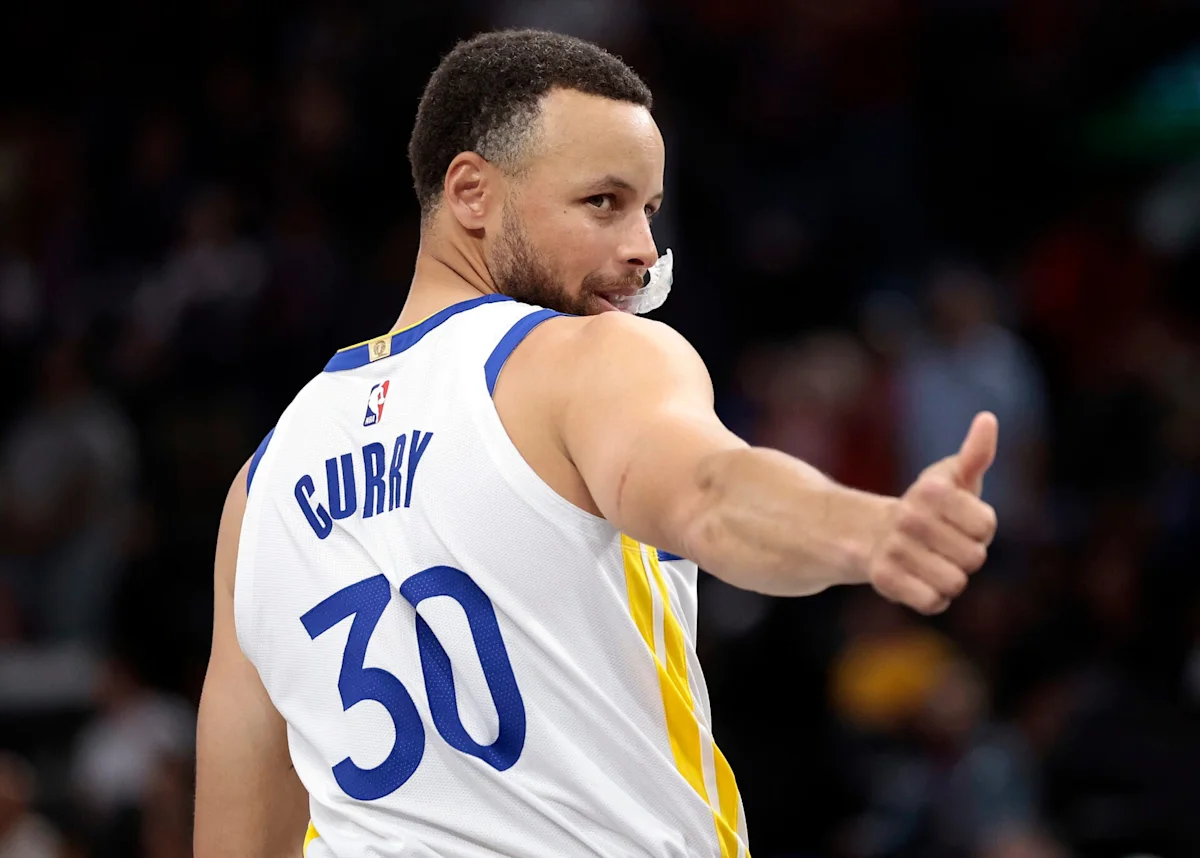 D’Angelo Russell Suggests Stephen Curry Could Join Celtics