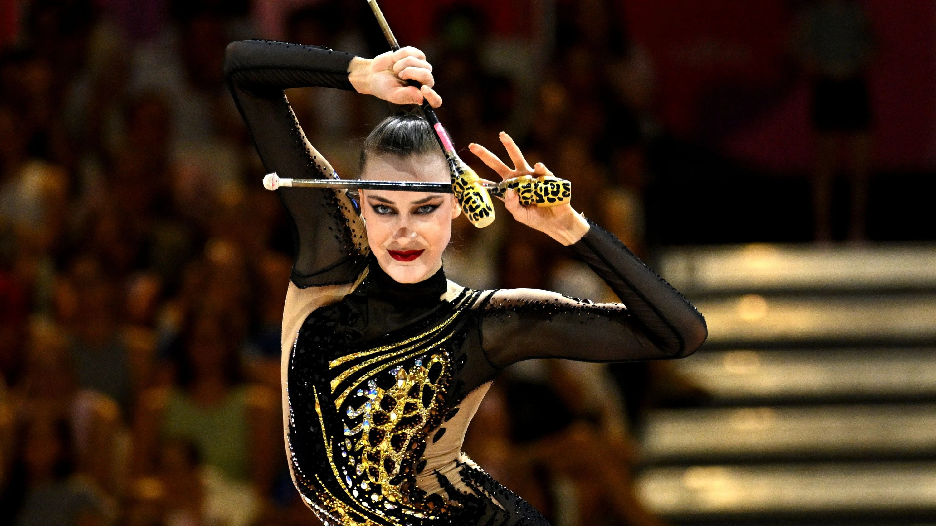 Darja Varfolomeev gewinnt dritten WM-Titel in Serie im Mehrkampf