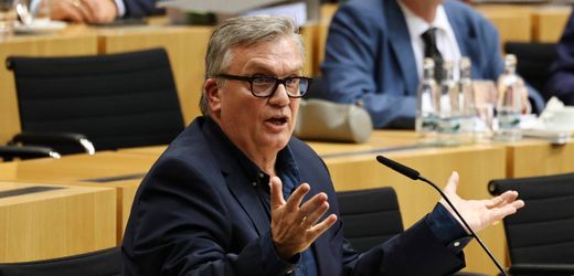 Debatte um ein mögliches AfD-Verbot in Thüringen