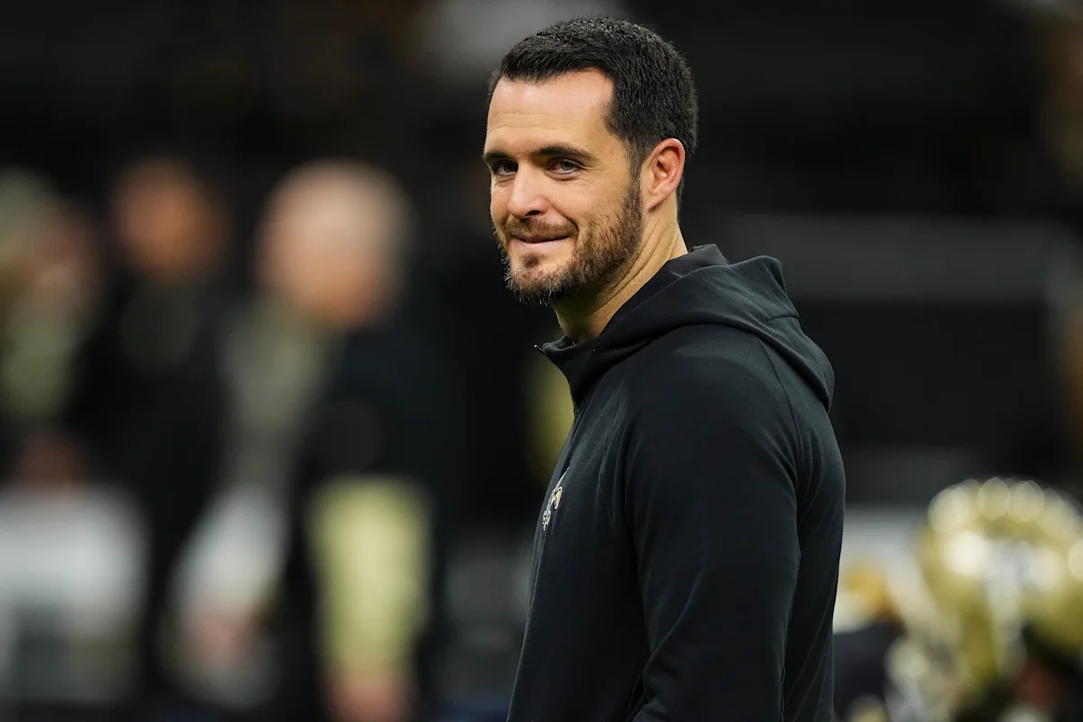 Derek Carr Joins UCLA Football as Advisor