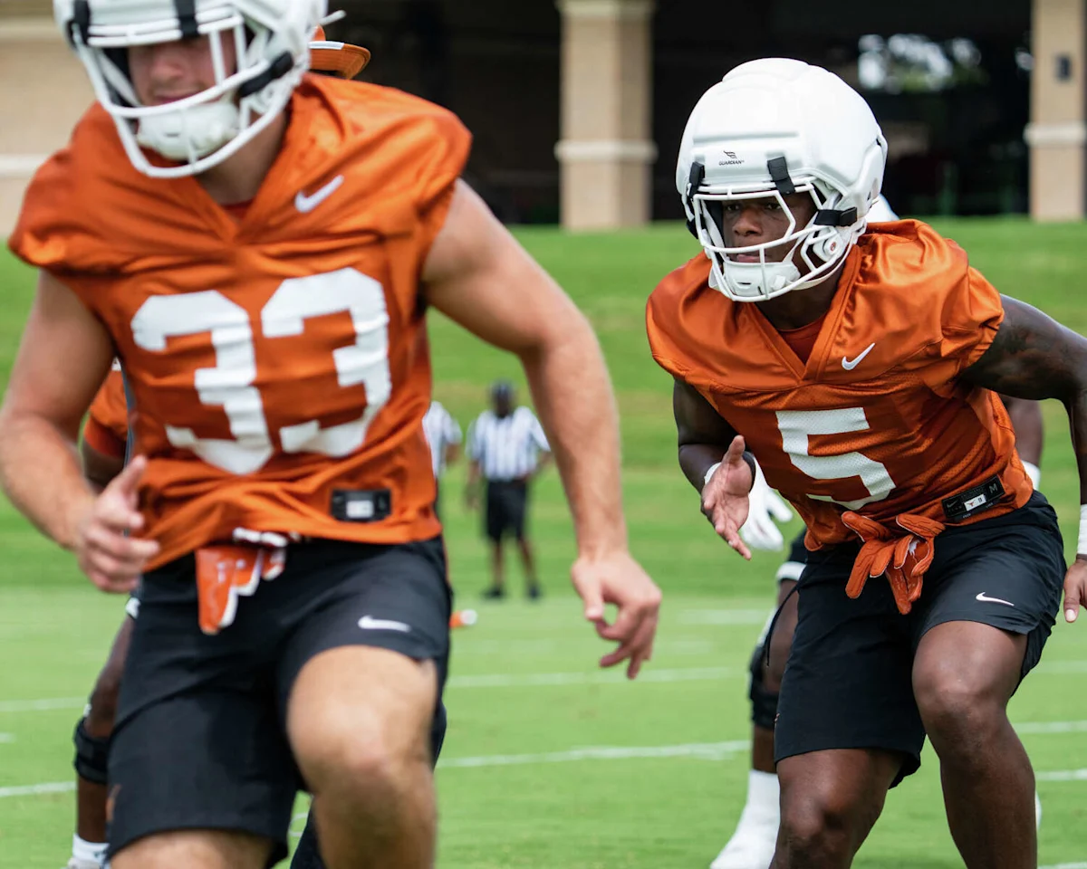 Derrek Cooper Suffers Injury in Texas Football Game