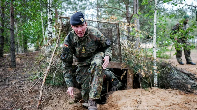 Deutsches Heer plant Beschaffung von kostengünstigen Marschflugkörpern und erwägt Teilnahme an britisch-japanischem Kampfjet-Programm