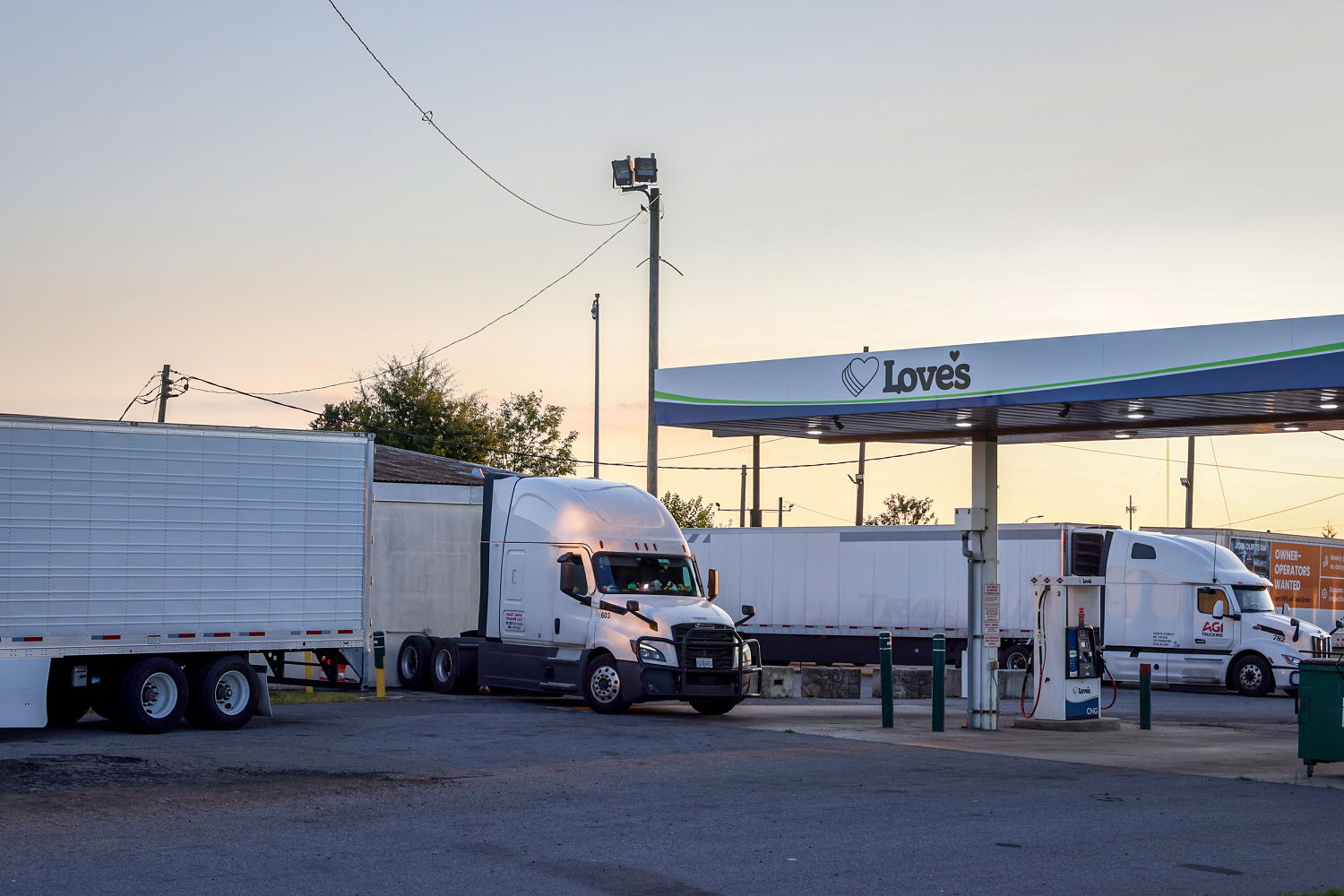Diesel Prices Hit Record High as Wars and Supply Issues Constrict Global Market
