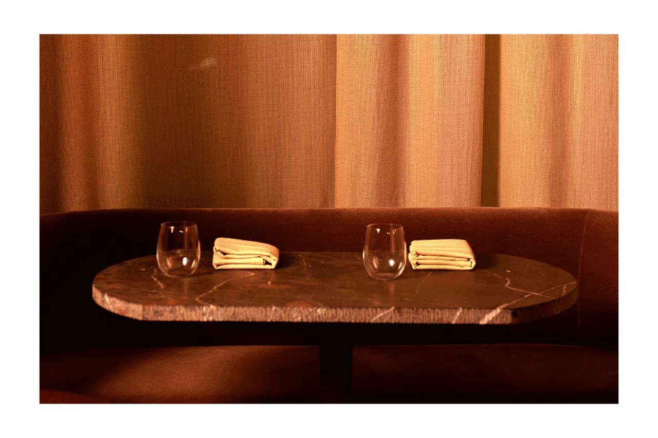 Dining Side-by-Side: A Growing Preference?