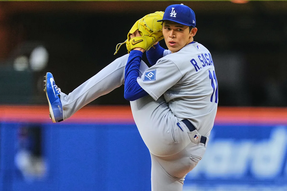 Dodgers Defeat Mets with Sasaki's Pitching and Tucker's Homer
