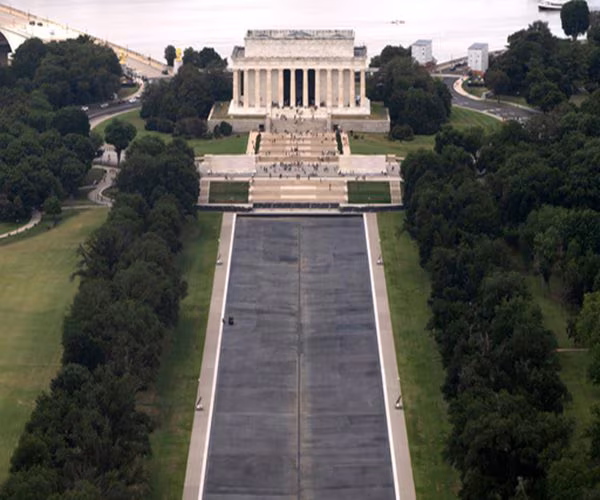 DOJ Drops Vandalism Case Against Former Olympian, Citing Flawed Repairs to Lincoln Memorial