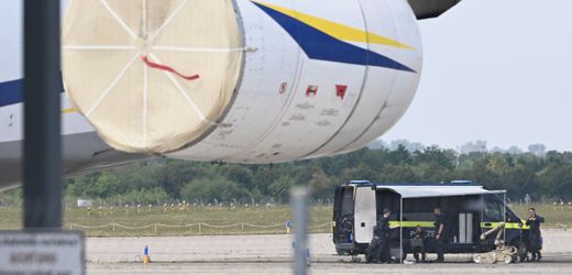 Drohne mit Sprengstoff am Flughafen Leipzig/Halle gefunden – Innenminister Dobrindt spricht von neuer Gefahrenqualität