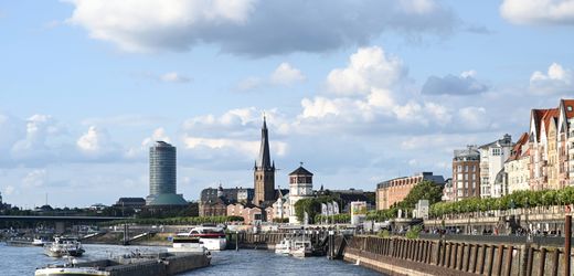 Düsseldorf: Mann mit Kippa und IDF-Pullover angegriffen, Staatsschutz ermittelt